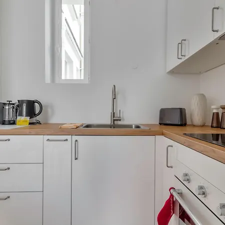 4 Personnes - Proche Tour Eiffel Apartmán *
